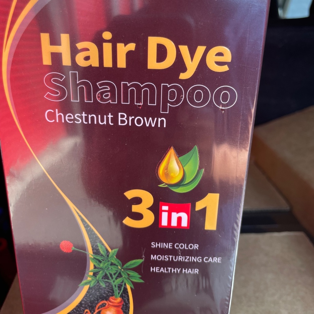 Shampoo - Picture 3 of 3